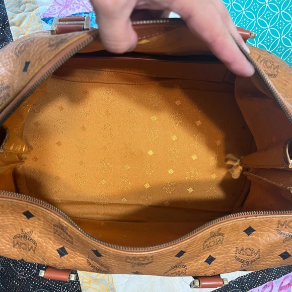 MCM Boston shape duffel - Picture 13 of 15